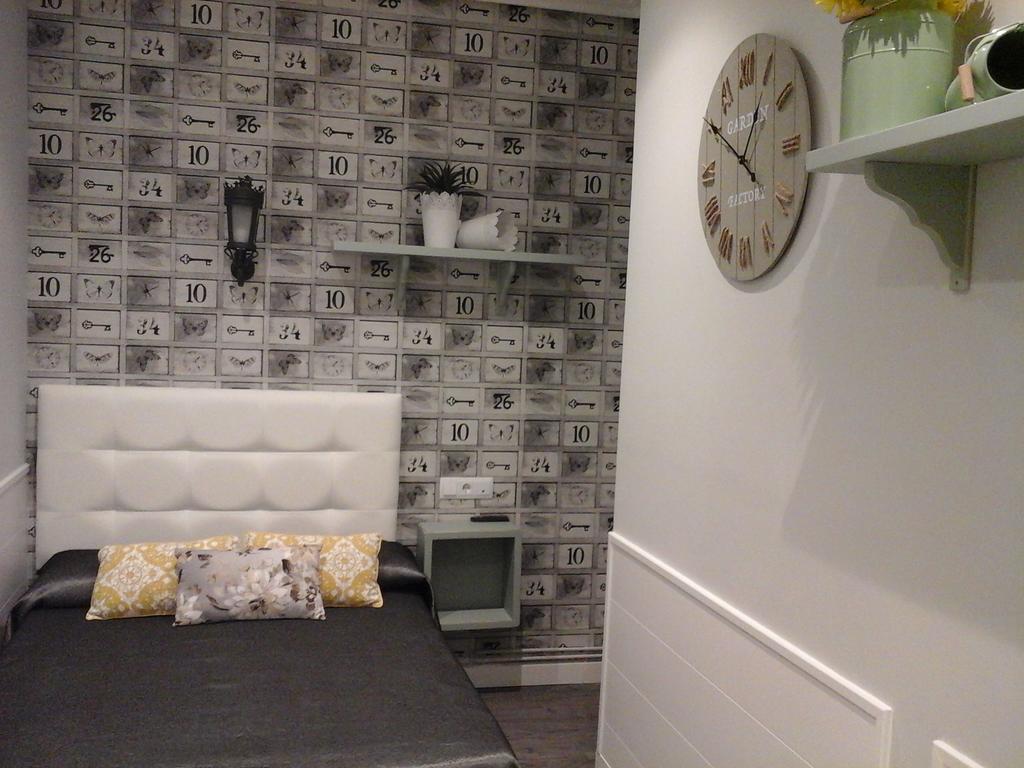 מדריד Hostal Don Alfonso מראה חיצוני תמונה