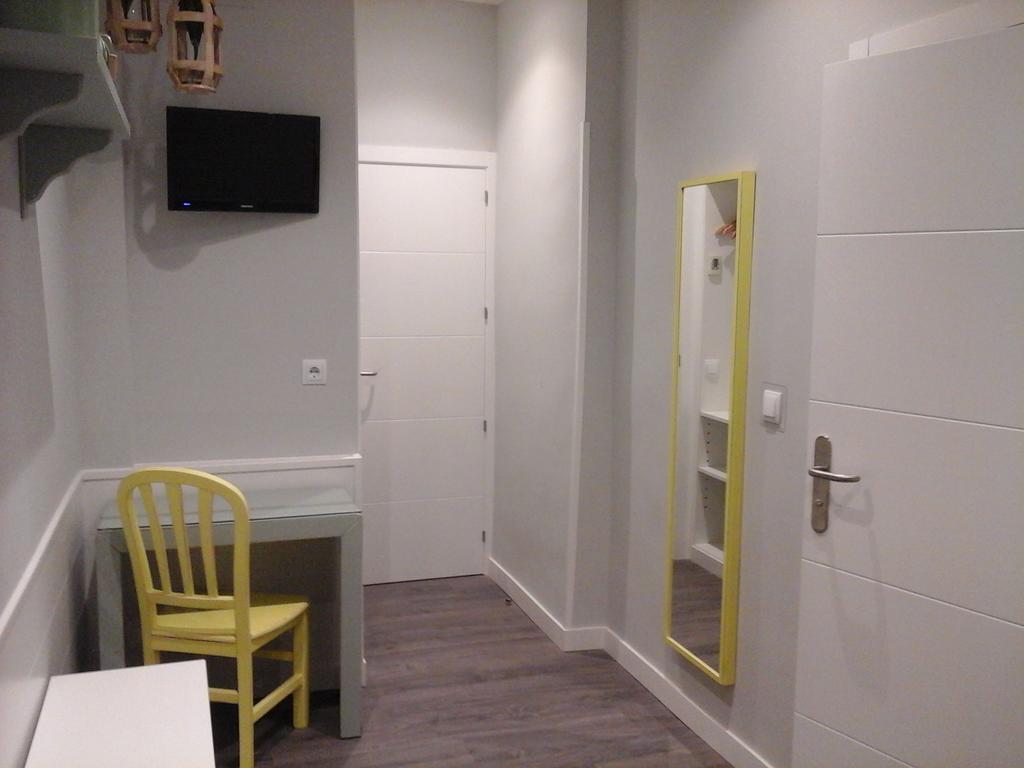 מדריד Hostal Don Alfonso מראה חיצוני תמונה