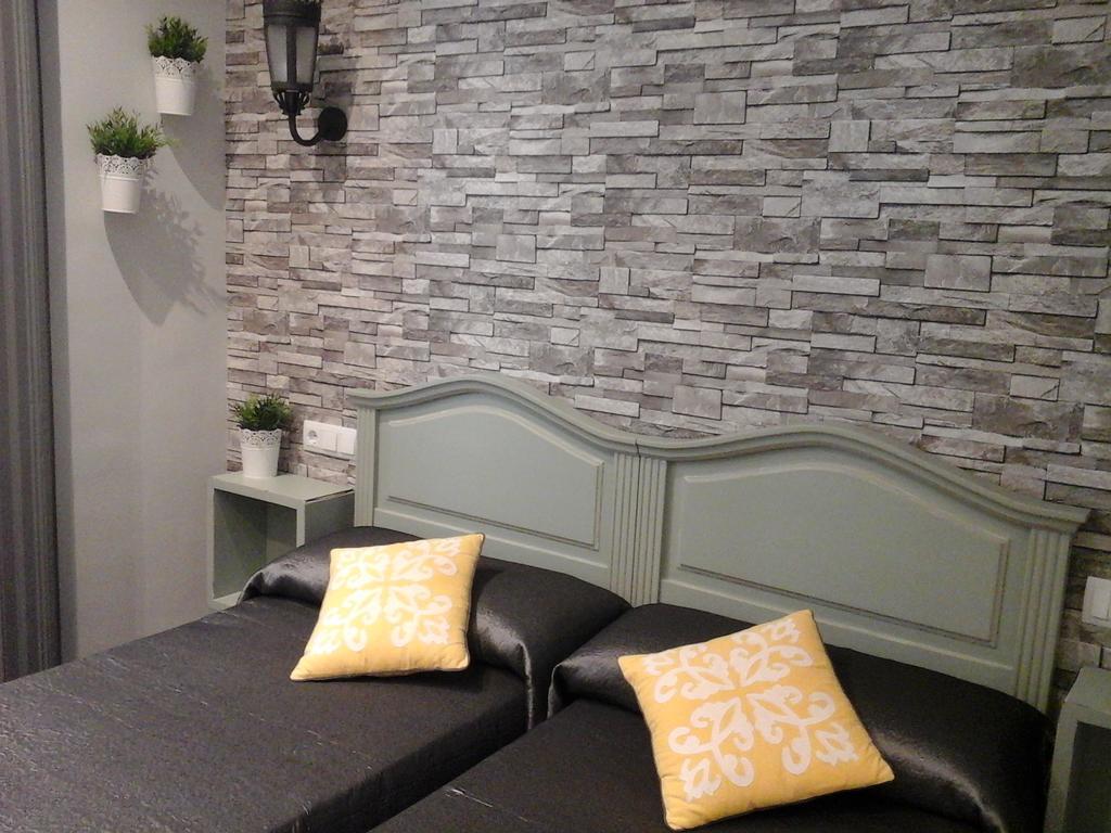 מדריד Hostal Don Alfonso מראה חיצוני תמונה